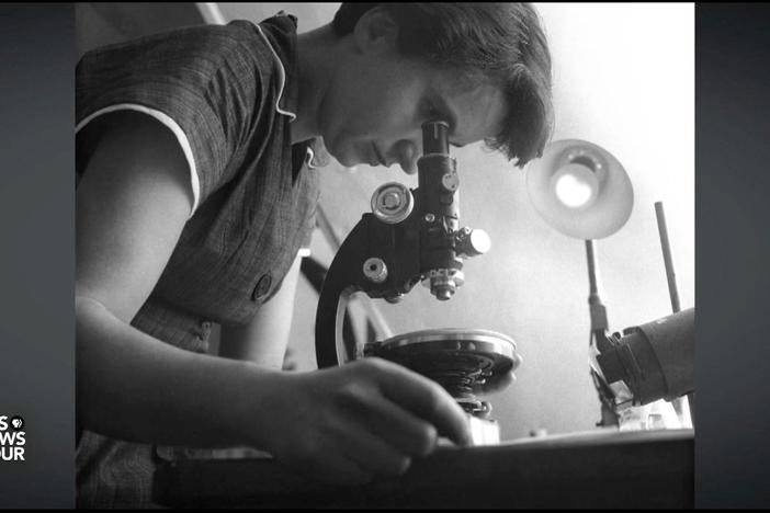 Watson, Crick's breakthrough DNA discovery was based on Rosalind Franklin's work