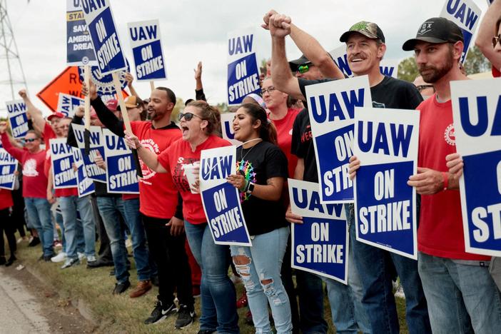 UAW strike against Detroit automakers expands to more plants as negotiations continue