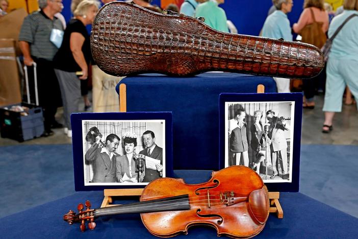 Appraisal: Jean Laurent Clément Violin with Alligator Case, from Richmond Hour 1.