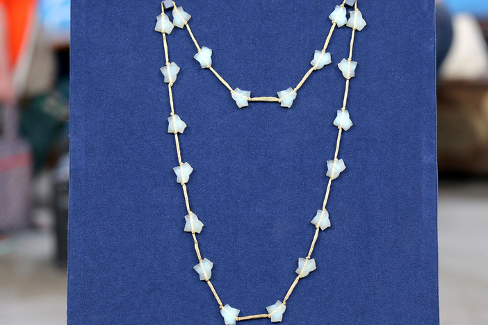 Appraisal: René Lalique Glass & Silk Necklace, ca. 1920, in Harrisburg Hour 1.