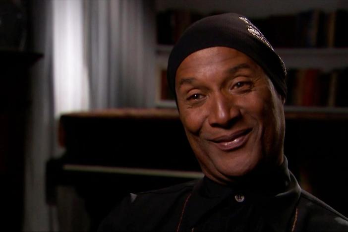 Paul Mooney reflects on the mechanics of stand-up and his role as Richard Pryor's best friend.