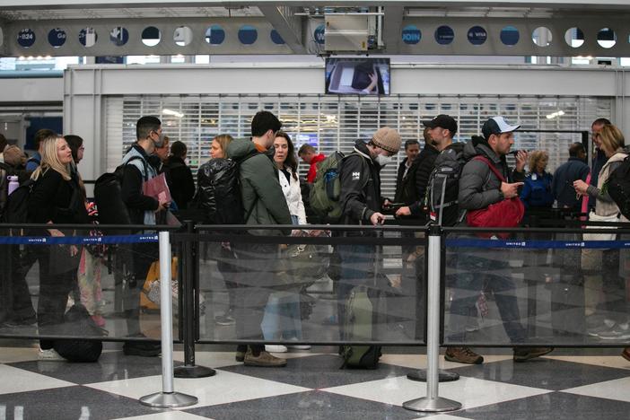 News Wrap: Air travel back to normal day after FAA outage