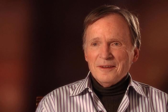 Comedian Dick Cavett recalls his initial meeting with Johnny Carson.