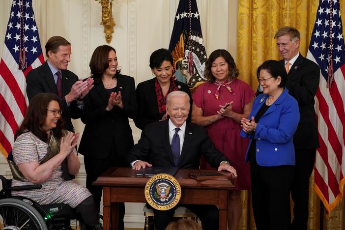 News Wrap: Biden signs COVID-19 Hate Crimes Act to combat rise in anti-Asian attacks