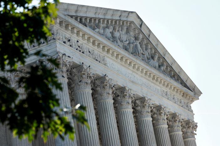 Supreme Court hears case on whether cities can criminalize homelessness, disband camps