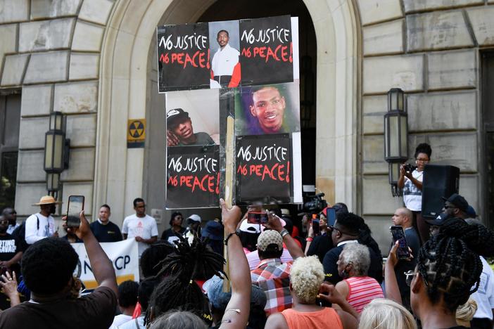 Protests erupt in Akron, Ohio after police shooting of an unarmed Black man