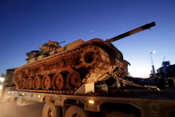 News Wrap: Turkish, Syrian forces clash again in Idlib province