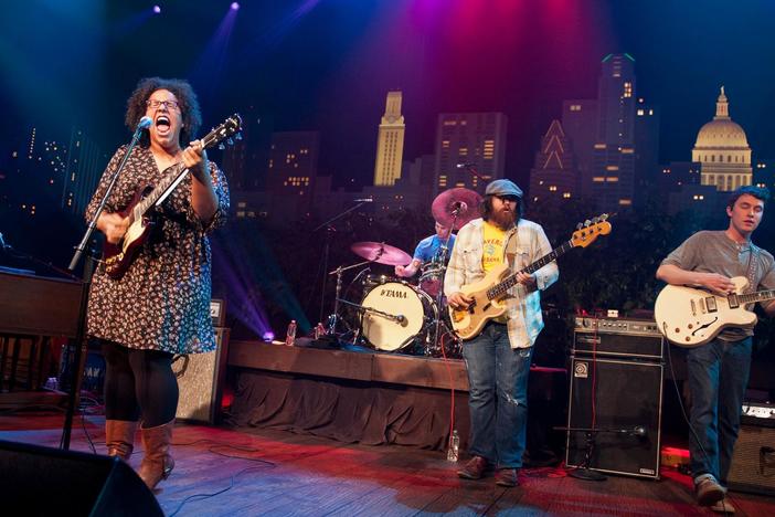 Alabama Shakes perform "Hold On" on Austin City Limits.