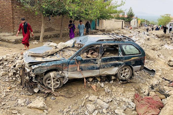 News Wrap: Heavy flooding kills at least 100 in Afghanistan