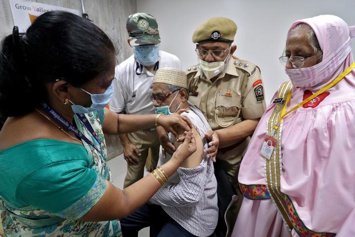 India records 400,000 new infections for the second time during second wave