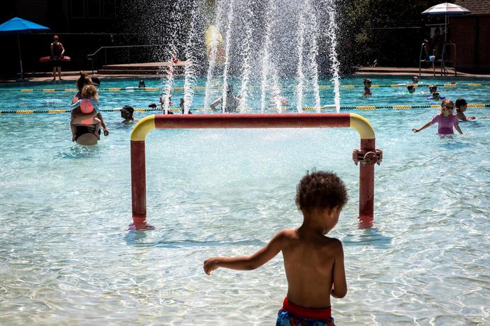 Crippling heat wave in Canada blamed for at least 100 deaths