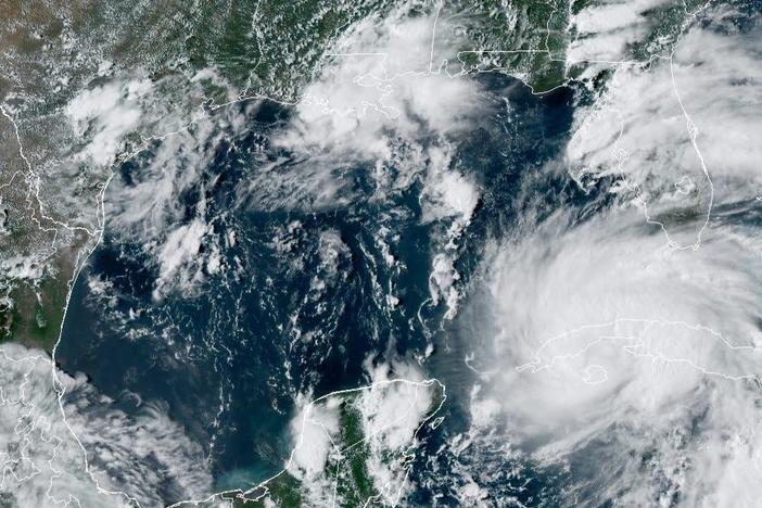 Gulf Coast preps for Ida landfall, possibly a Category 4 storm