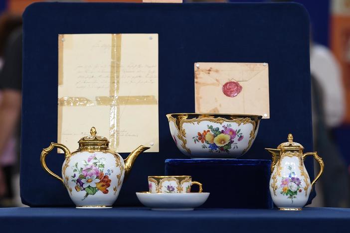 Appraisal: 1854 KPM Porcelain Collection, from Chicago, Hour 2.