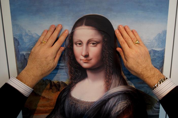 An art exhibit in Madrid lets blind visitors touch recreations of famous paintings.