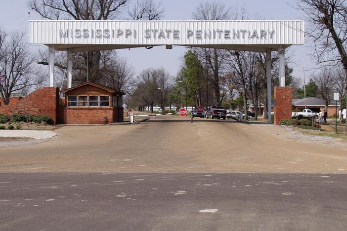 Mississippi inmate deaths expose a corrections system in crisis