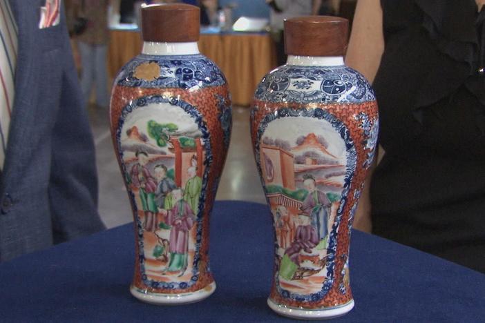 Appraisal: Qing Dynasty Chinese Vases, ca. 1785, from Charleston, Hour 1.