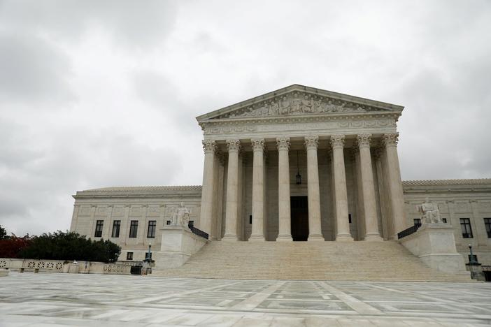 Supreme Court reviews Trump effort to change census data on immigrants