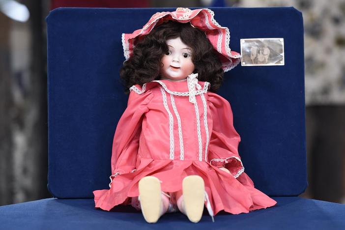 Appraisal: Hertel, Schwab & Co. Googly-Eyed Doll, ca. 1910, from Chicago, Hour 1.