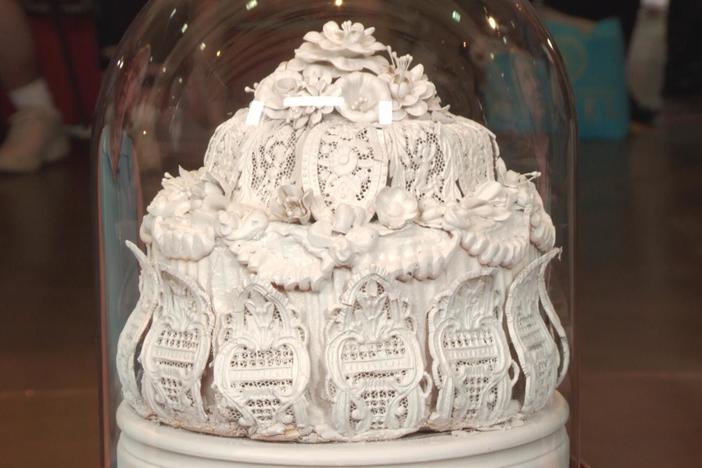 In Charleston, WV, Meredith Meuwly appraises a 1888 Victorian Wedding Cake Topper