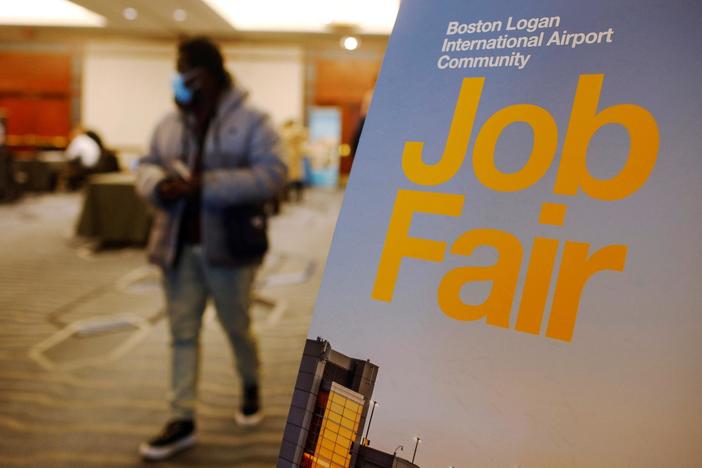 News Wrap: U.S. labor report stronger than expected with 216,000 jobs added in December