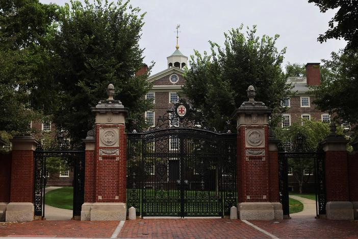 Study outlines how college admissions practices benefit richest applicants