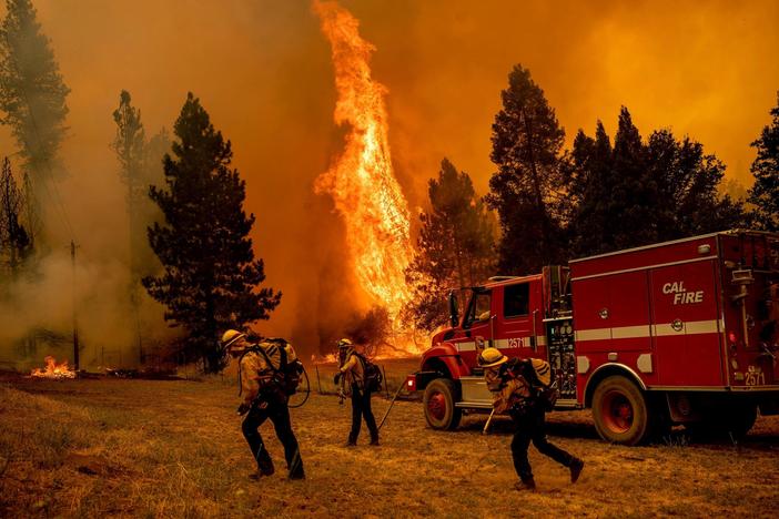 Massive California wildfire forces thousands to evacuate