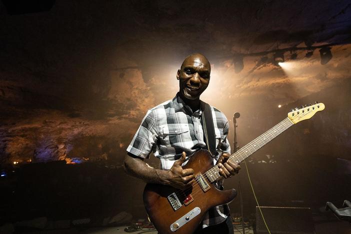Cedric Burnside’s songs deliver bruised but unfettered truth.