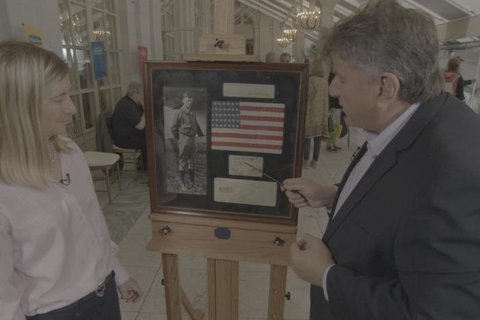 Appraisal: 1927 Charles Lindbergh Flag & Signatures from Junk in the Trunk 8.