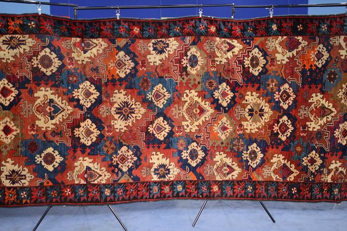 Appraisal: Seychour Gallery Carpet, ca. 1910, from New York City, Hour 2.