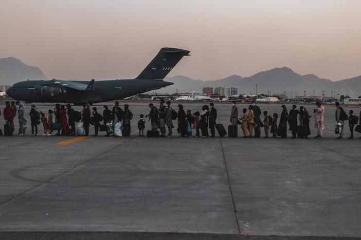 Can the U.S. safely evacuate Afghanistan by the Aug. 31 deadline? Two experts weigh in