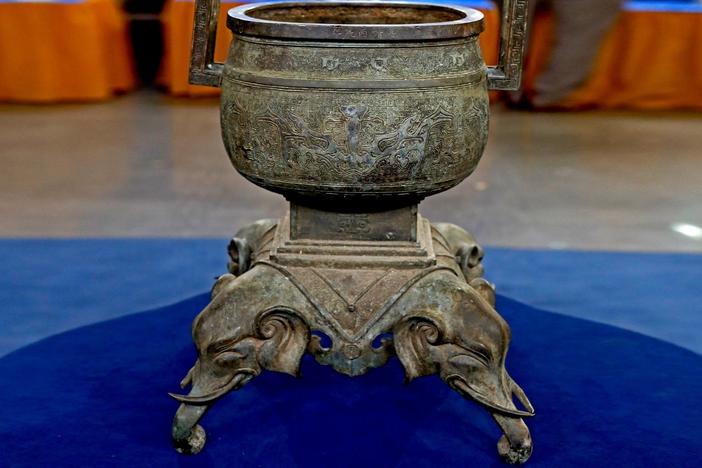 Appraisal: 1796 Chinese Bronze Censer, from Kansas City Hour 1.