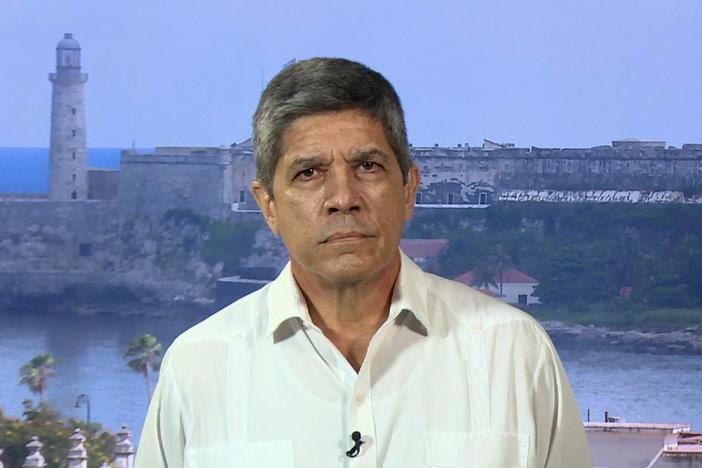 Carlos Fernández de Cossío joins the show.