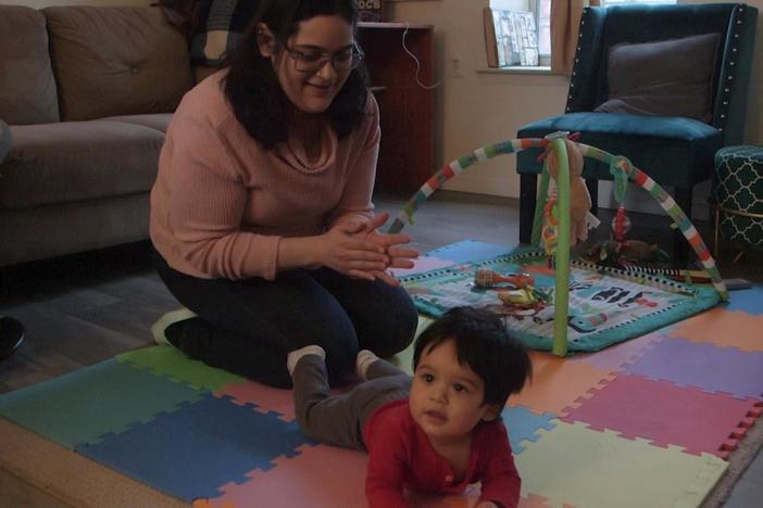 A new program is giving some New York moms $1,000 a month