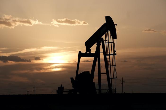 The cascading economic effects of plummeting oil prices