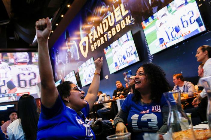 A look at the growing ties between pro sports and the sports betting industry
