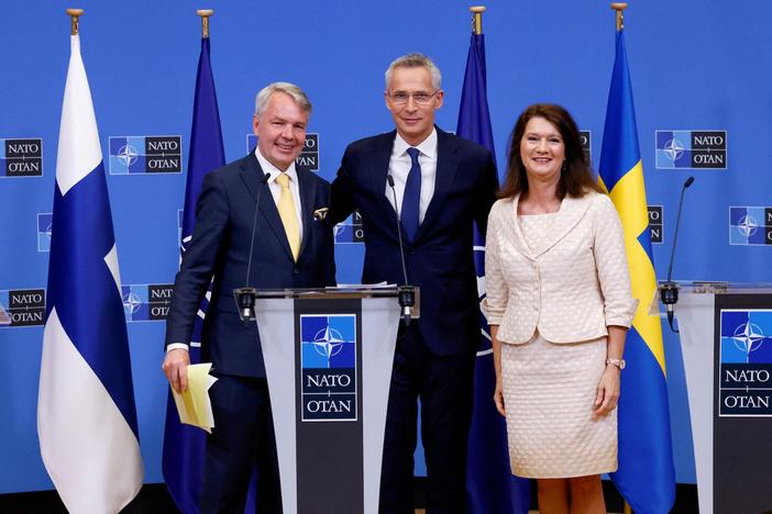 News Wrap: NATO takes another step toward Finland and Sweden memberships