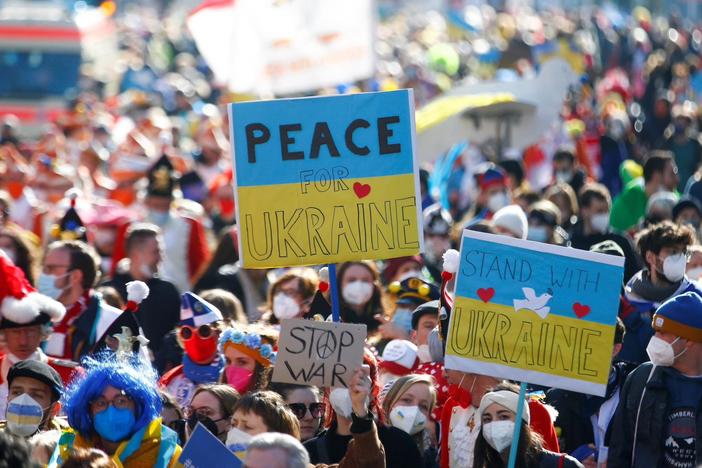 Ukraine's blue and yellow colors 'everywhere' as the world demonstrates solidarity