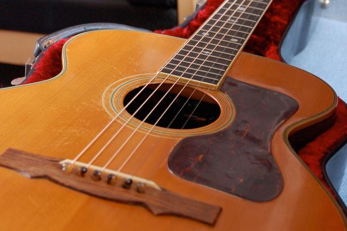What role did this guitar play in the transformation of the music industry in the 1960's?
