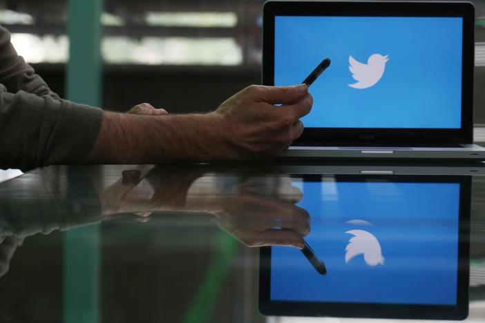 Will Yahoo, Twitter find success in rebooting business?