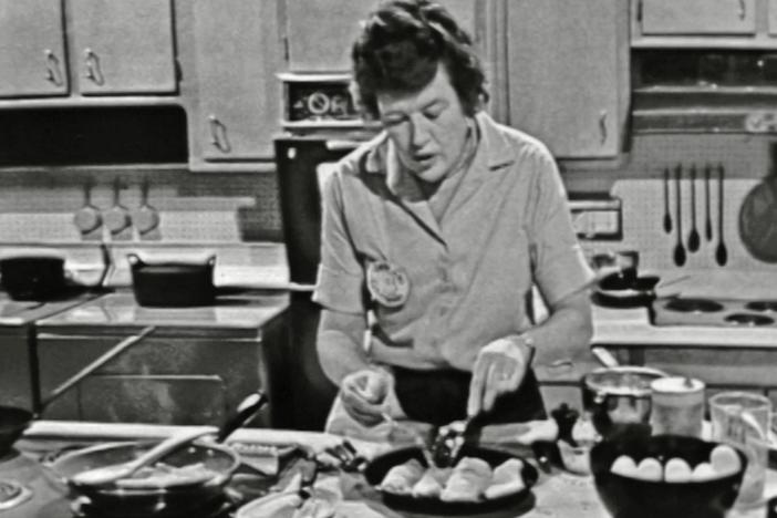 The French Chef's Julia Child shows how to make a real French omelette in one easy lesson.