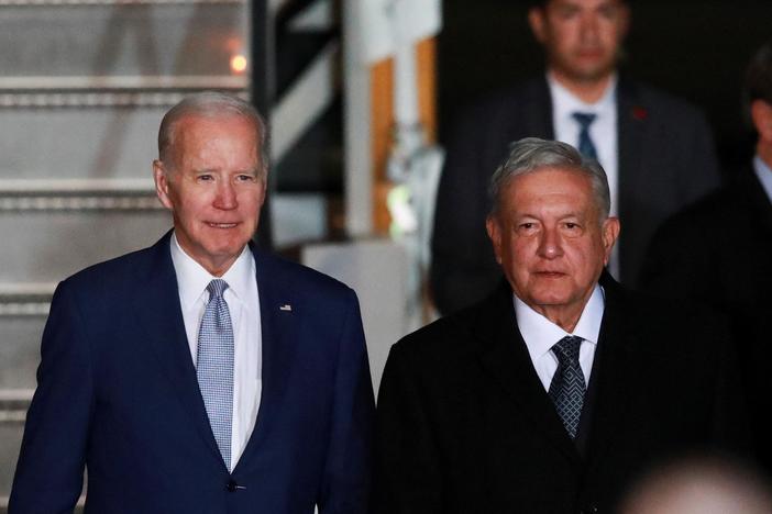 Biden meets with Mexican president as U.S. shifts southern border policy