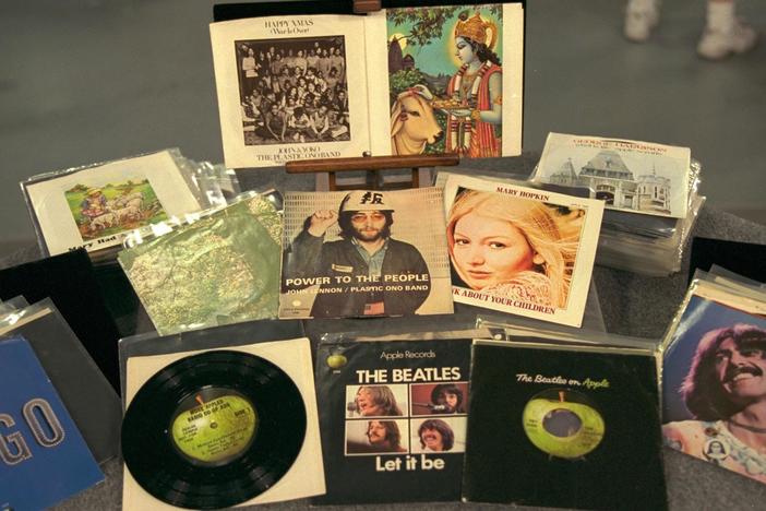 Appraisal: Beatles Apple Records 45 Collection, from Vintage Miami.