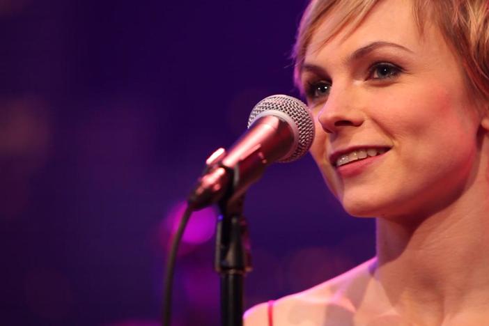 Go behind the scenes with Kat Edmonson as she tapes Austin City Limits.
