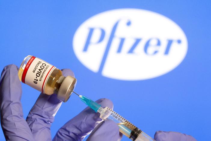 U.S. plan to share Pfizer shots globally 'too little and too late,' ex-CDC director says