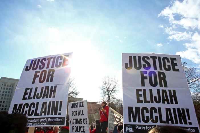 News Wrap: 3 police officers, 2 paramedics indicted in death of Elijah McClain