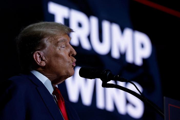 Republican strategist discusses Trump's grip on GOP after Iowa win