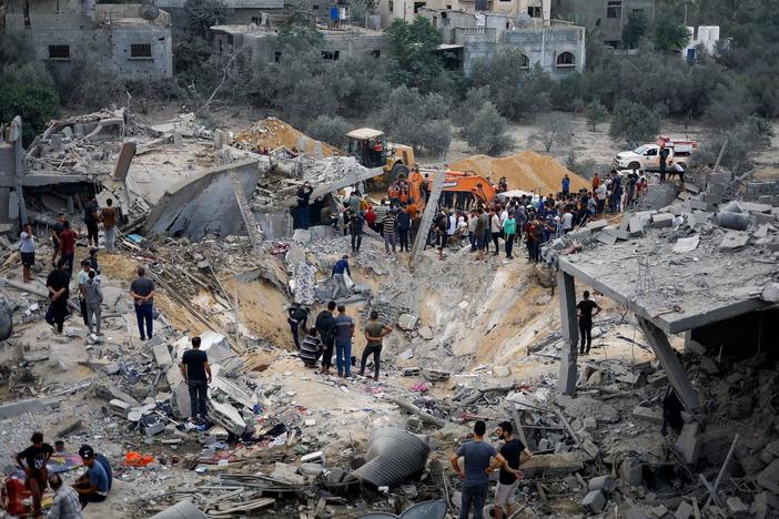 Israel continues airstrikes, ground war in Gaza as hostage negotiations stall