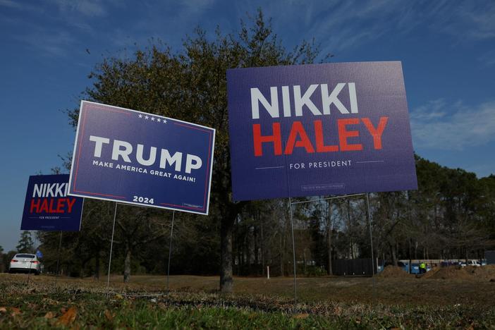Haley struggles to close gap with Trump ahead of South Carolina primary