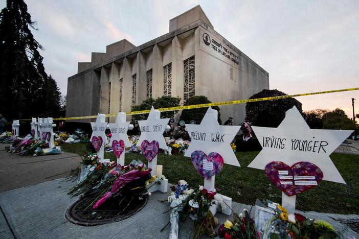 Jurors weigh death penalty or life in prison for Pittsburgh synagogue killer