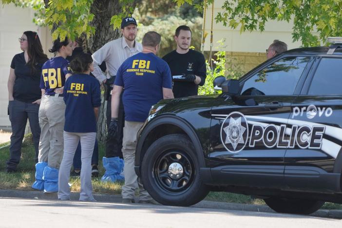 News Wrap: FBI agents shoot and kill Utah man accused of making threats against Biden